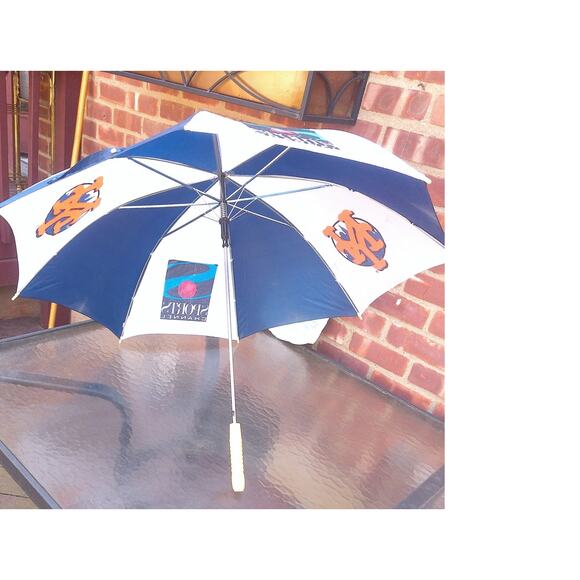 Vintage 1990s NY Mets And Sports Channel Large Umbrella - Picture 9 of 9